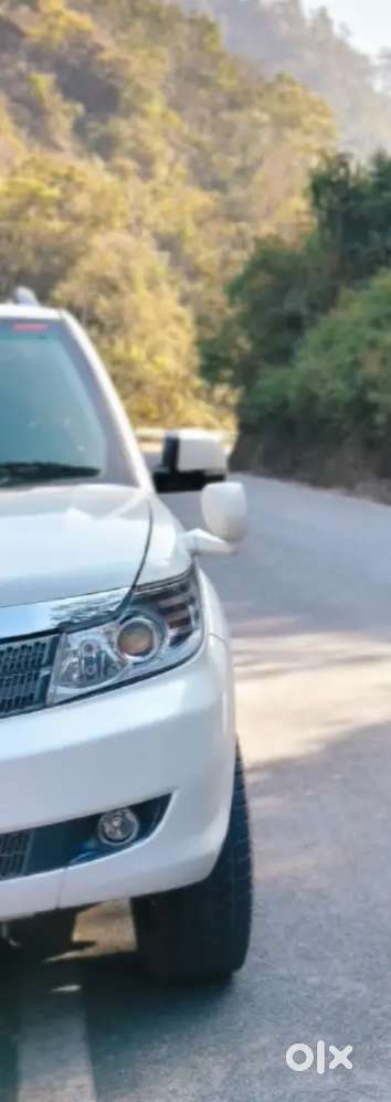 Tata Safari Strome Well Condition Price Negotiable