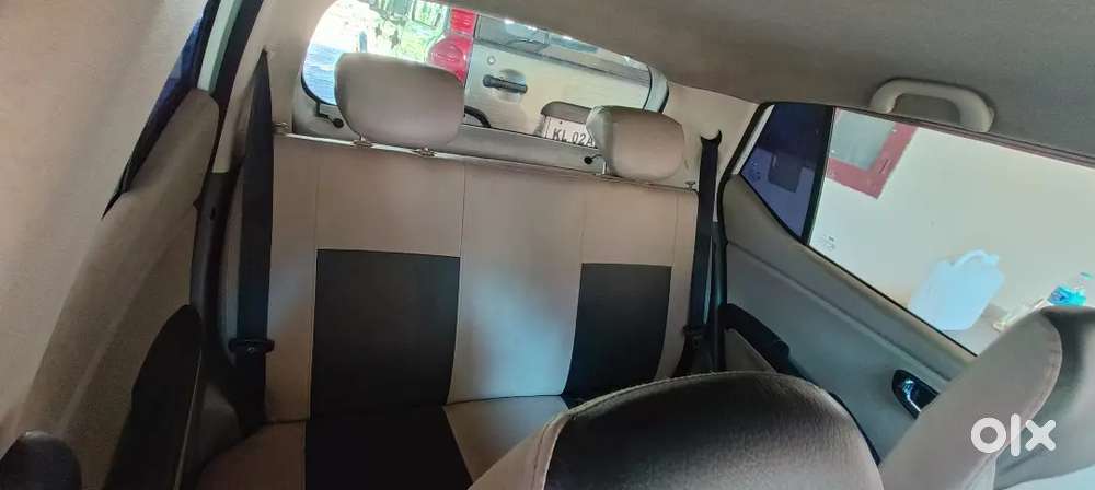 Hyundai I10 Sportz 2011
