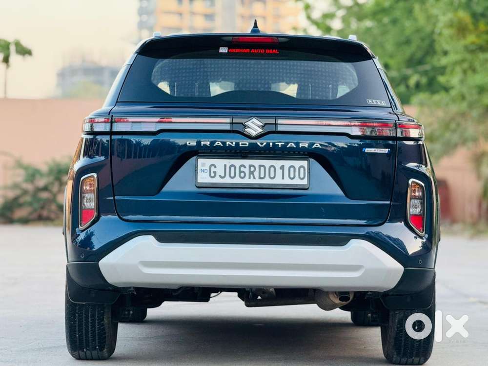 Maruti Suzuki Grand Vitara 1.5 Delta Smart Hybrid At, 2025, Petrol