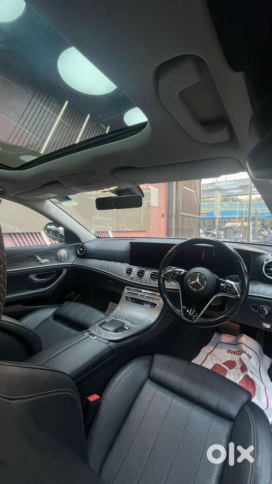Mercedes-benz E-class E 220d Exclusive, 2023, Petrol