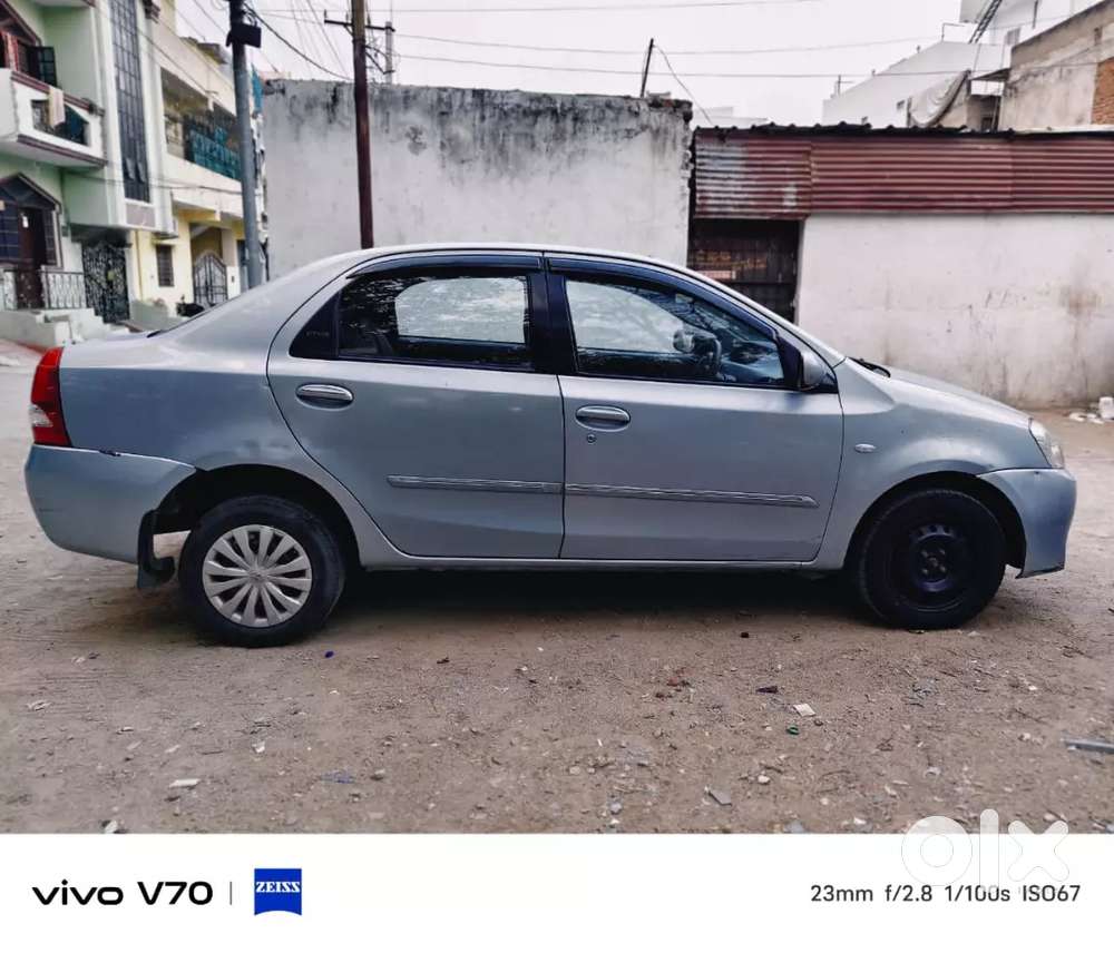 Toyota Etios 2011 Petrol Well Maintained