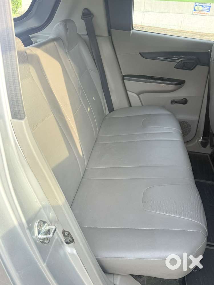 Mahindra Kuv100 Nxt 1.2 K2 Petrol 6 Str, 2016, Petrol