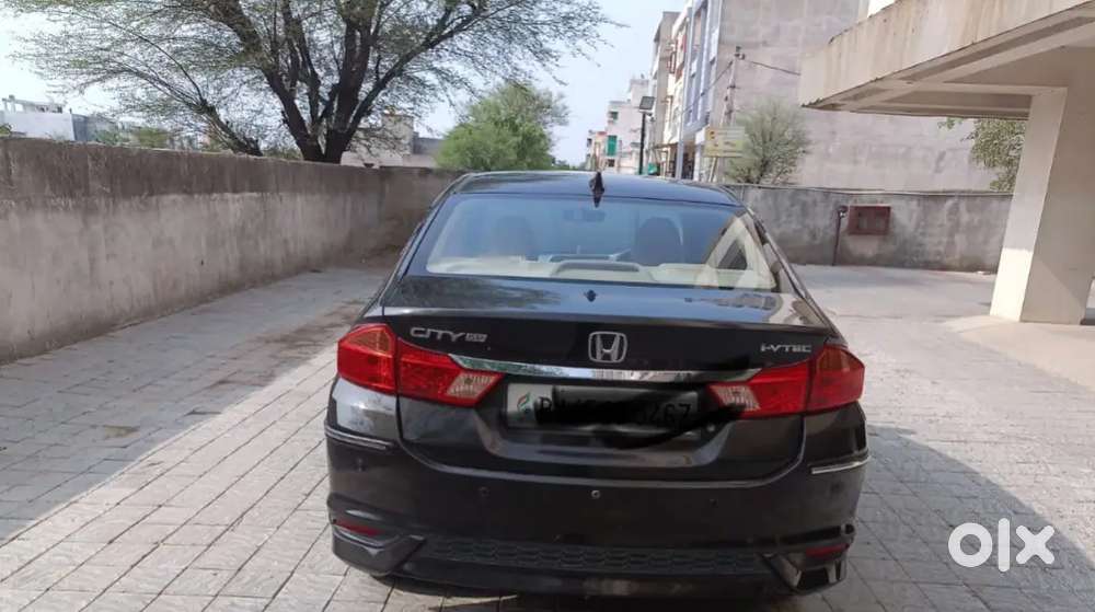 Honda City 2018 Model Year Good Condition With 19km/ltr Avg