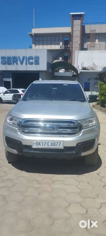 Ford Endeavour 2016 Diesel 140000 Km Driven