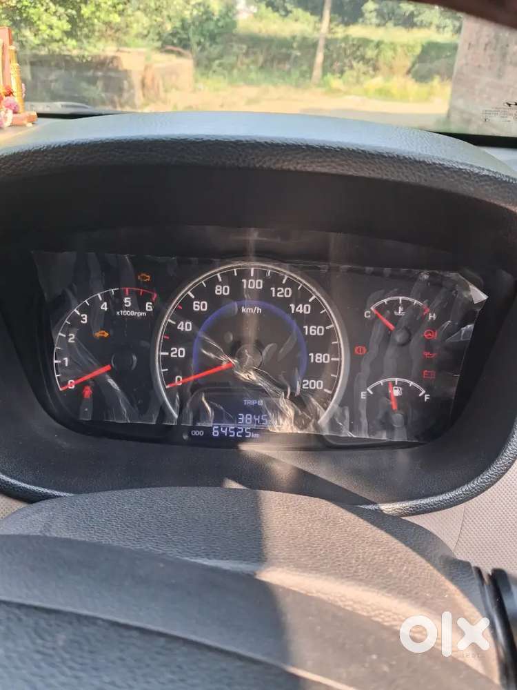 Hyundai Grand I10 2016 Diesel 68000 Km Driven