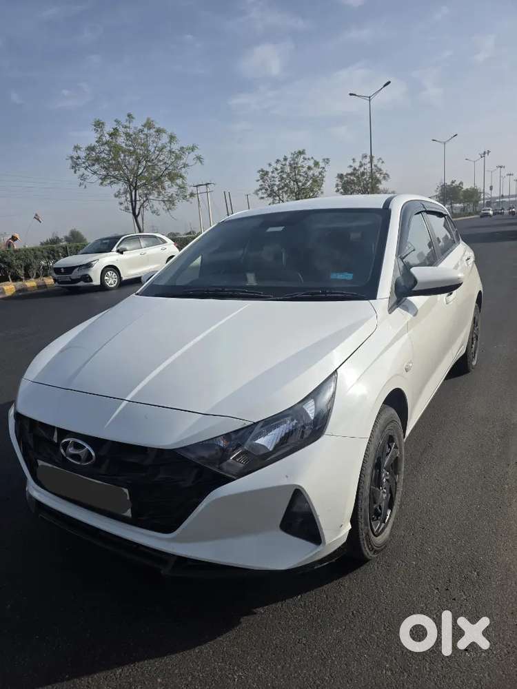 Hyundai New I20 2023 Petrol 28000 Km Driven