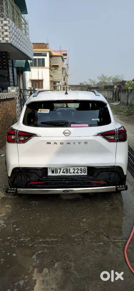 One Hand Car , Extra Boofer Attched