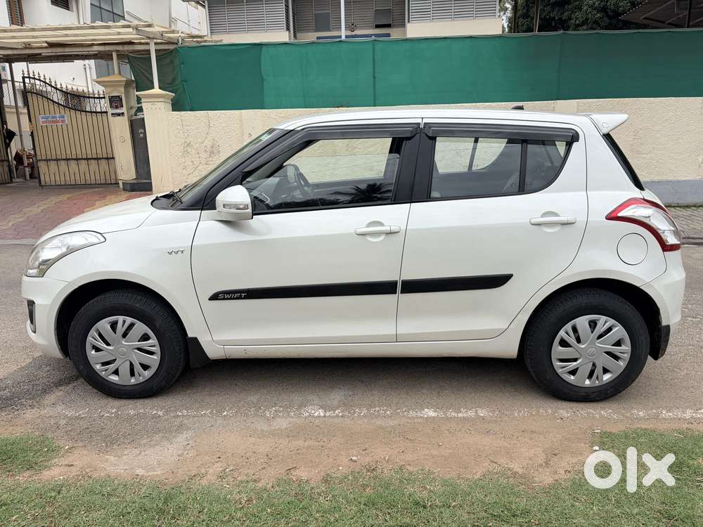 Maruti Suzuki Swift Vxi, 2016, Petrol