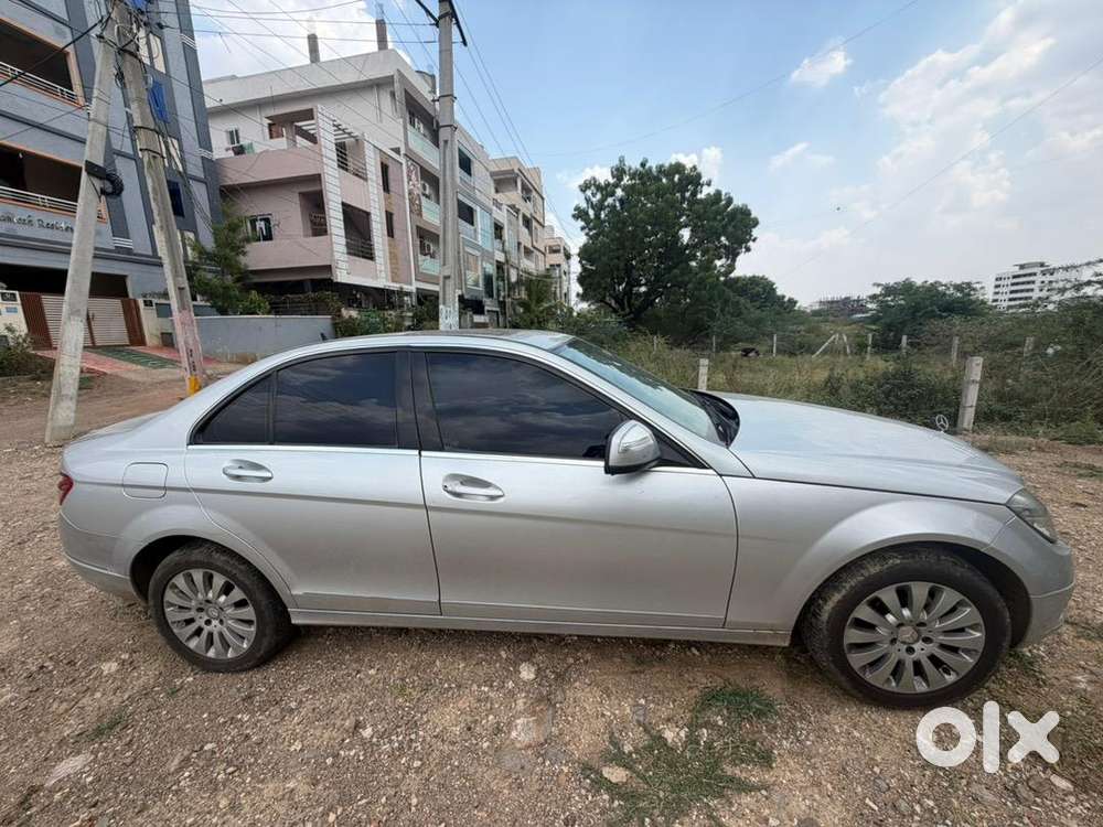 Mercedes-benz C-class 2009 Petrol Well Maintained