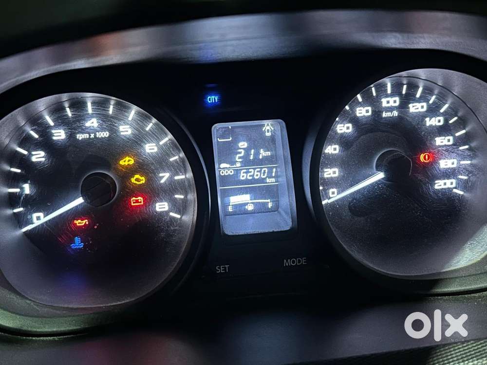 Tata Tiago Petrol 2017