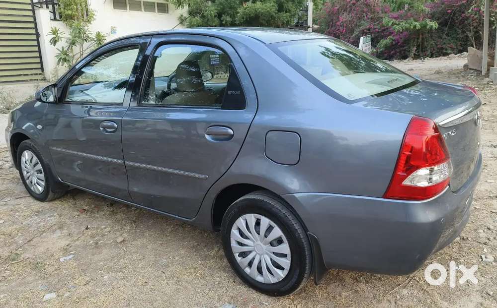 Toyota Etios 1.5 G 2014