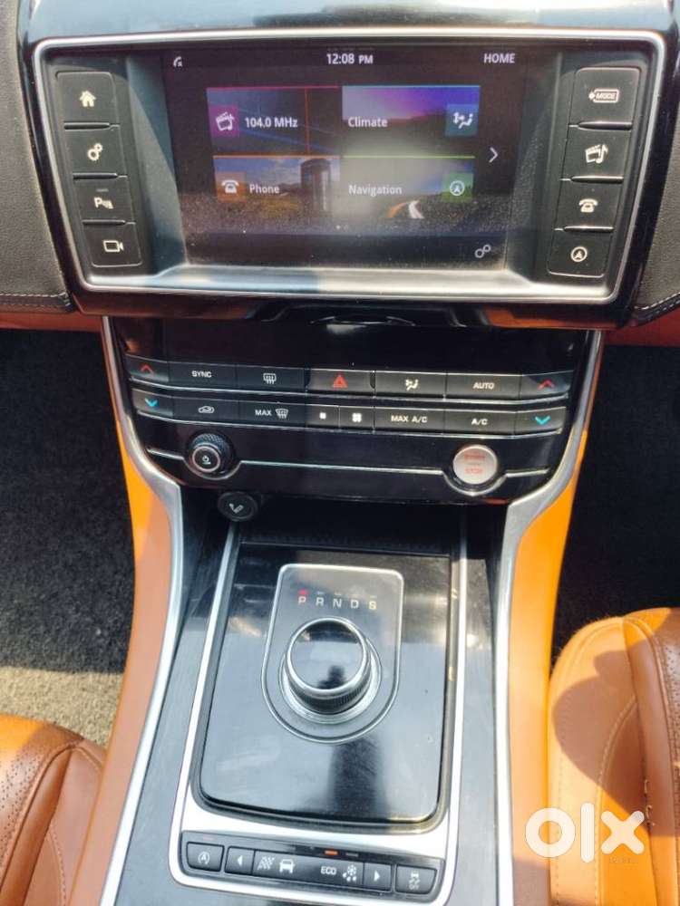 Jaguar Xe 2.0l Diesel Pure, 2017, Diesel