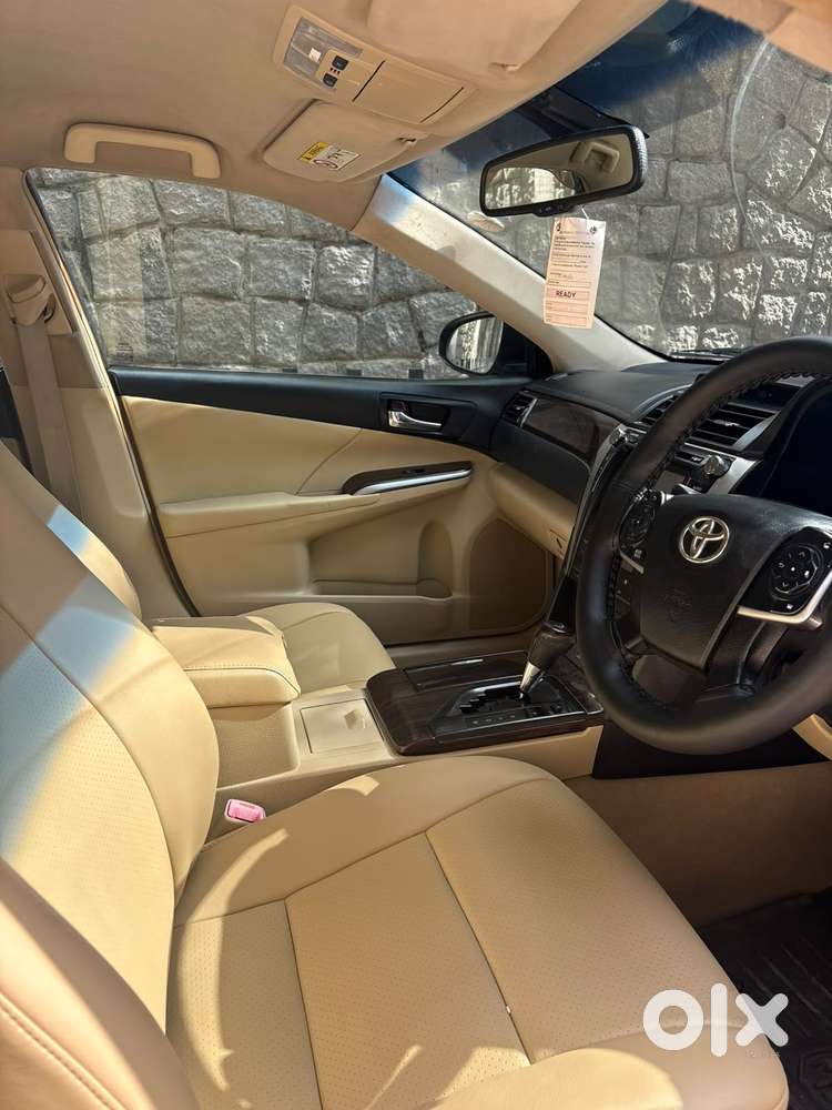 Toyota Camry 2.5 Hybrid, 2015, Petrol