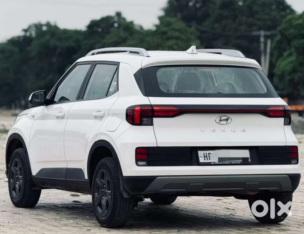Hyundai Venue, 2025, Petrol