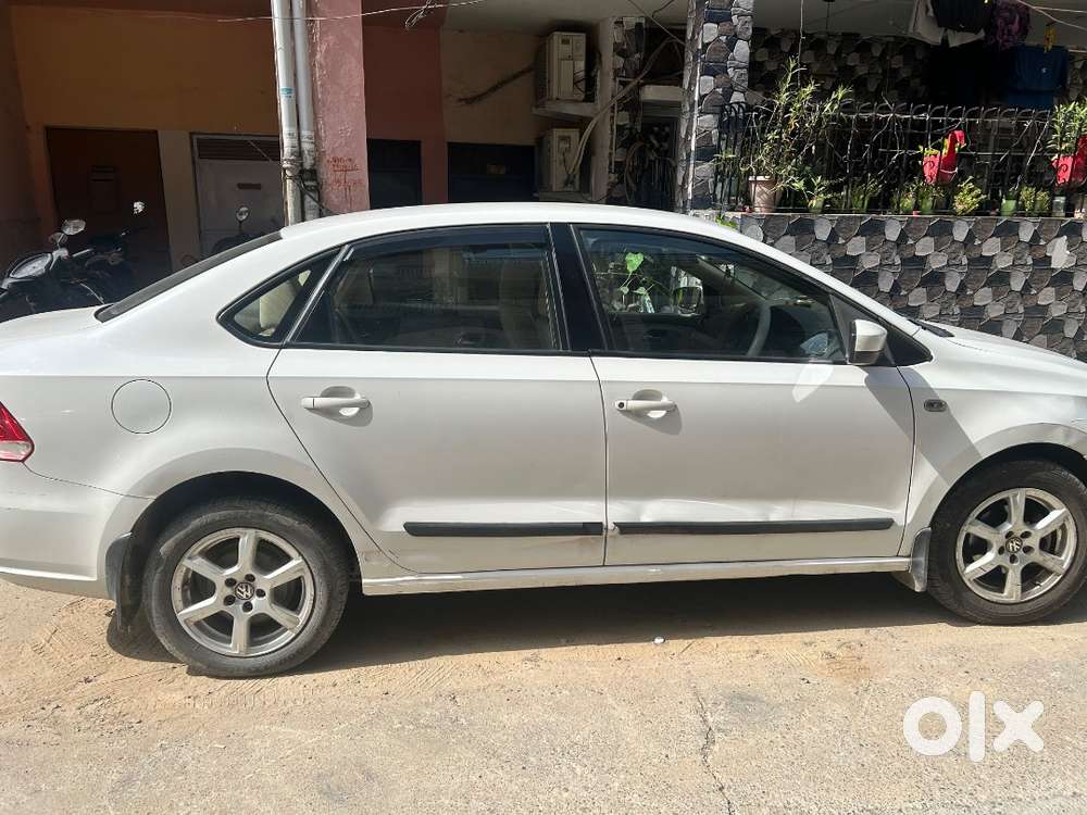 Volkswagen Vento Petrol 2013