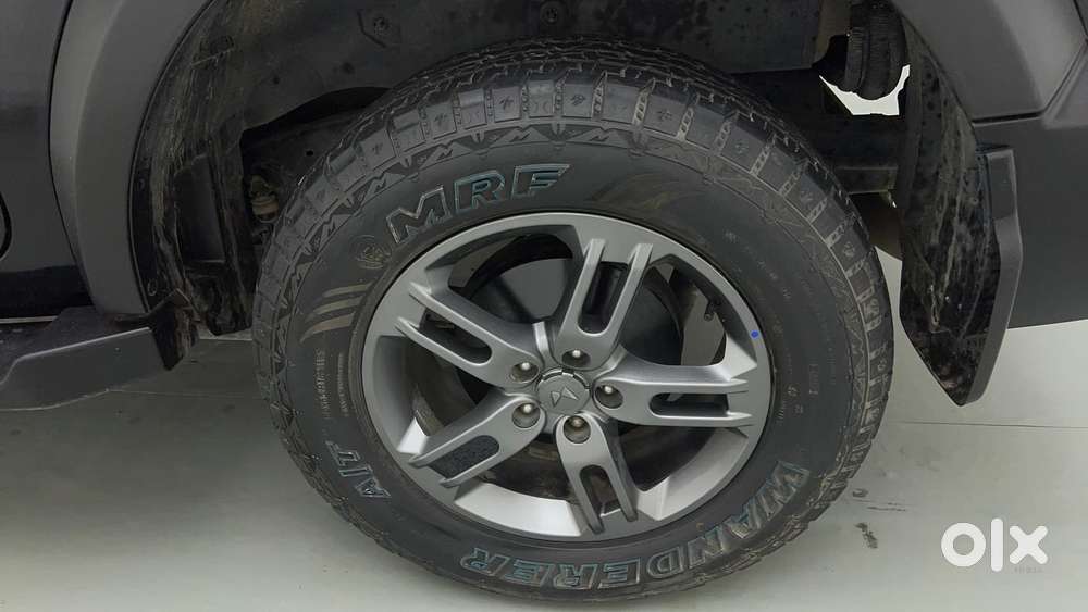 Mahindra Thar Lx Hard Top Petrol Mt 4wd, 2023, Petrol