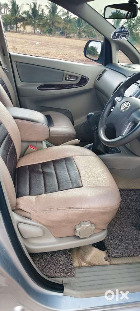 Toyota Innova 2.5 Vx 8 Str, 2013, Diesel