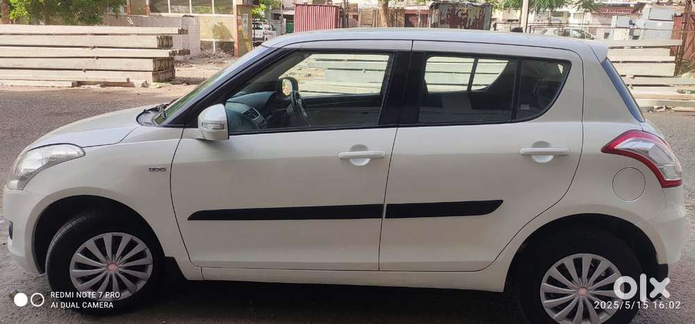 Maruti Suzuki Swift Dzire Vxi(o) Mt, 2014, Petrol