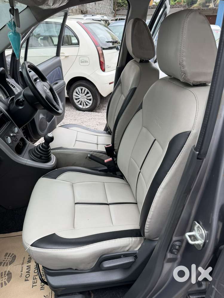 Maruti Suzuki Ritz Vxi, 2011, Petrol
