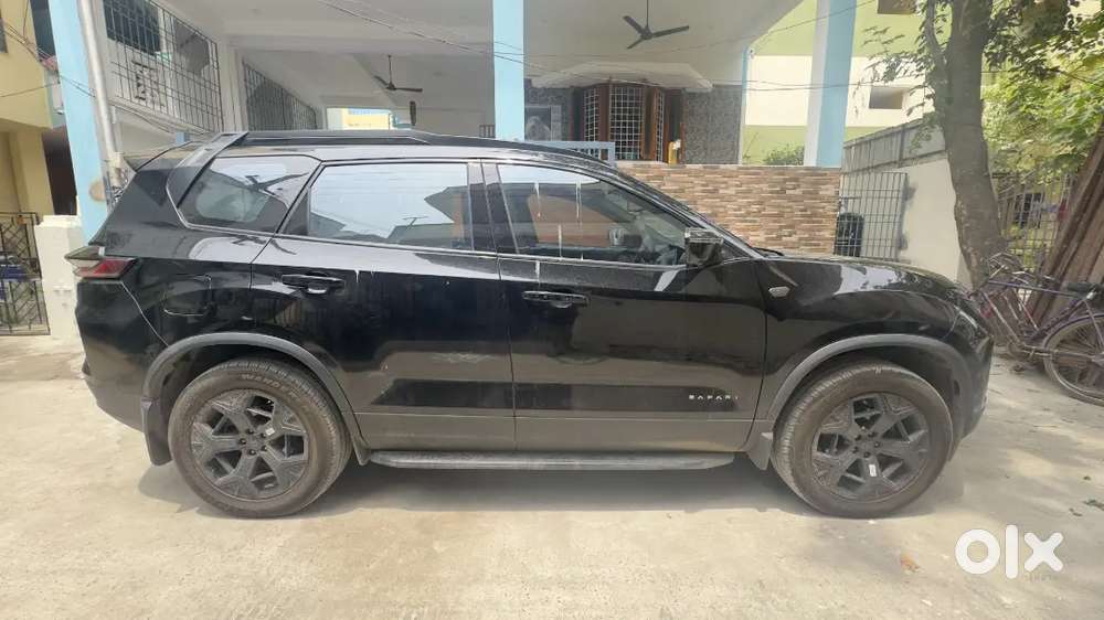 Tata Safari 2024 — Accomplished Plus, Dark Edition, 7s At Diesel.