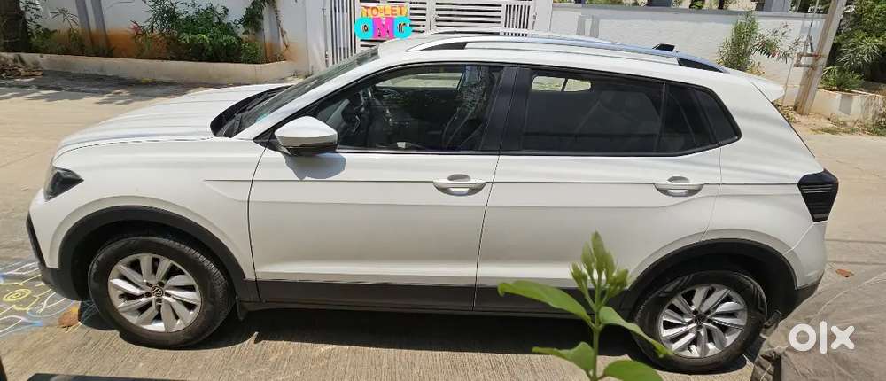 Volkswagen Taigun 2021 Petrol 27500 Km Driven