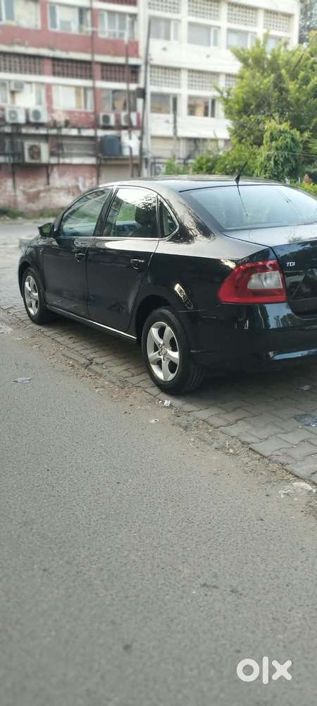 Skoda Rapid 1.5 Tdi Manual Active Ambition Style, 2012, Diesel