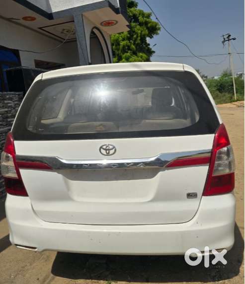 Toyota Innova 2014 Model  Single Hand  Top Condition