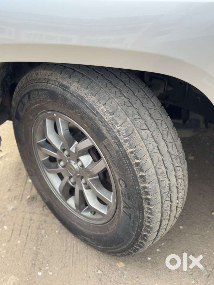 Mahindra Tuv 300 T10 Opt, 2018, Diesel