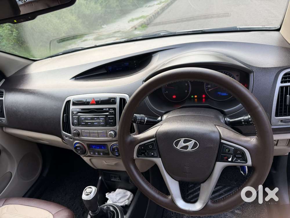 Hyundai I20 Sportz Option 1.4 Crdi, 2012, Diesel