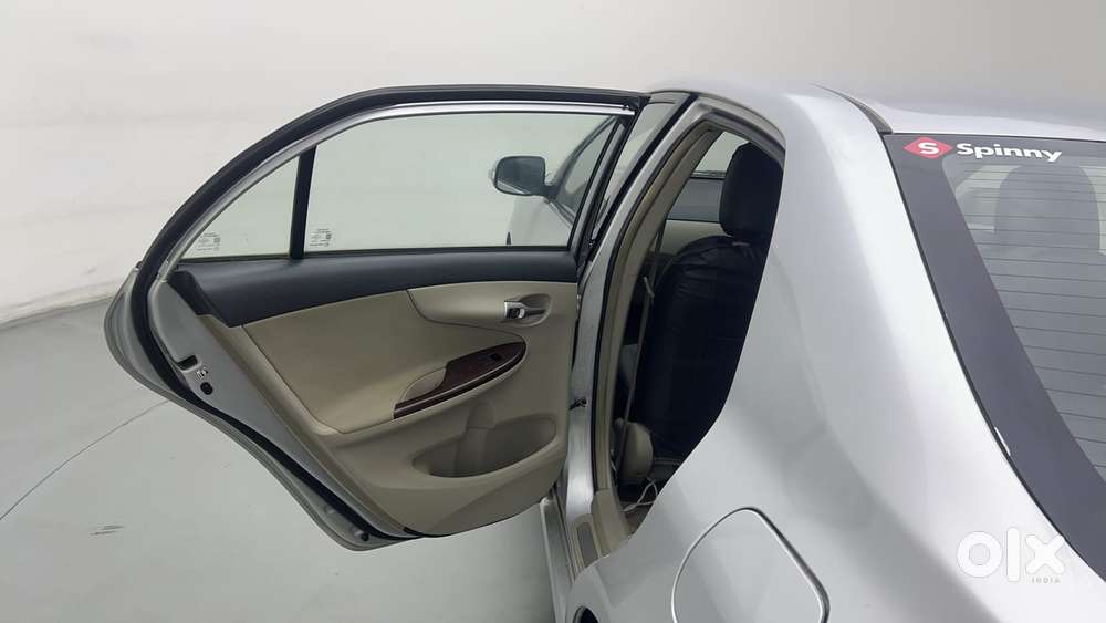 Toyota Corolla Altis 1.8 G, 2013, Petrol