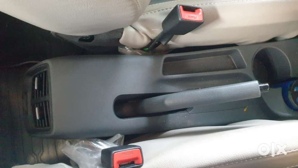 Hyundai Aura Cng & Hybrids 40000 Km Driven