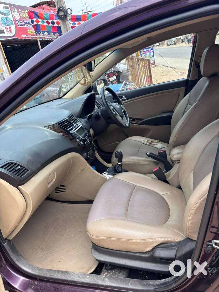 Hyundai Verna 2012 Petrol Manual