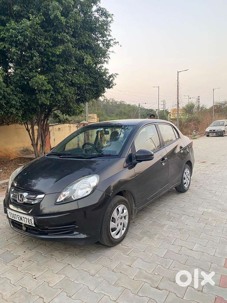 Honda Amaze 2015 Diesel Well Maintained