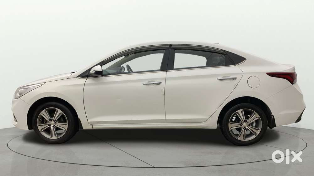 Hyundai Verna 1.6 Sx (o) Vtvt, 2018, Petrol