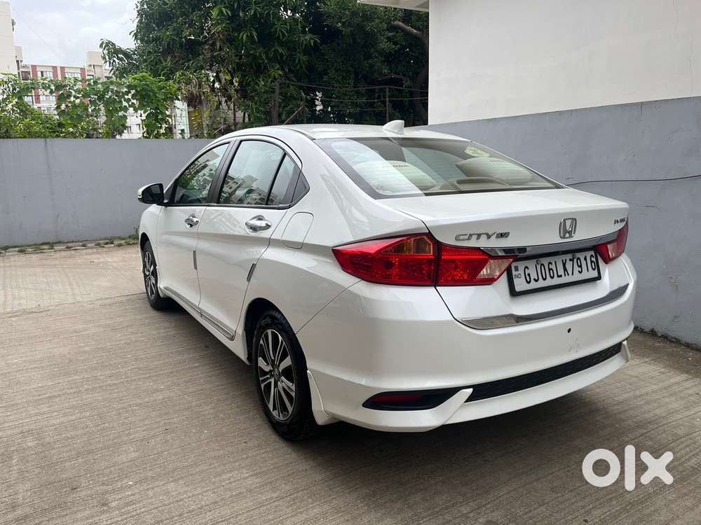 Honda City 1.5 V 2018 Petrol+cng