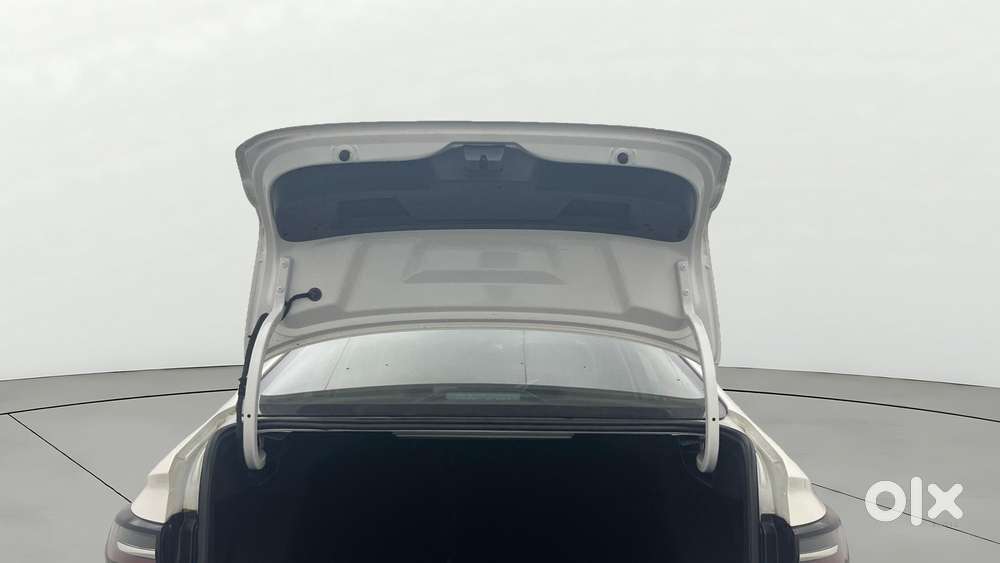 Volkswagen Virtus 1.0 Topline Tsi, 2024, Petrol