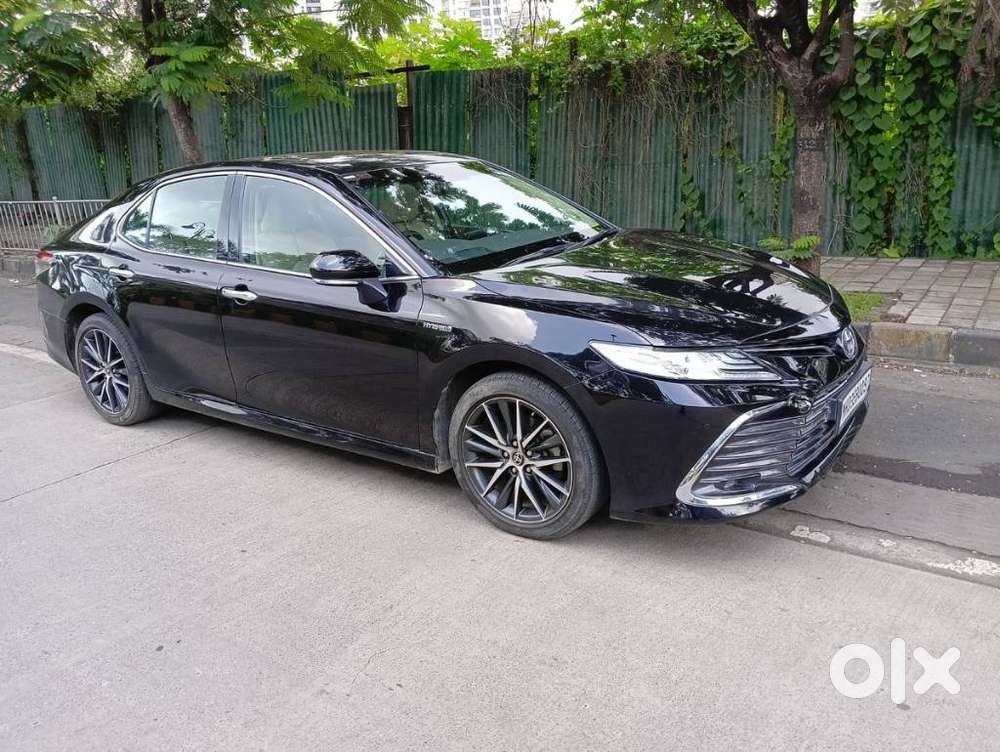 Toyota Camry Hybrid, 2022, Cng & Hybrids