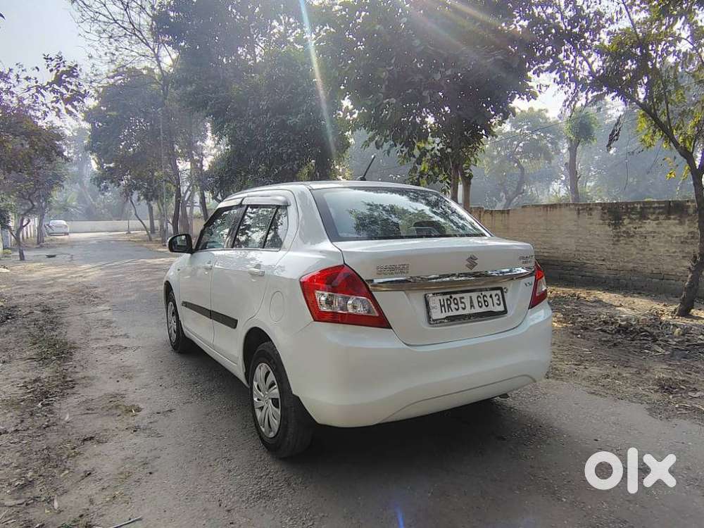 Maruti Suzuki Swift Dzire 1.2 Vxi Bsiv, 2016, Cng & Hybrids