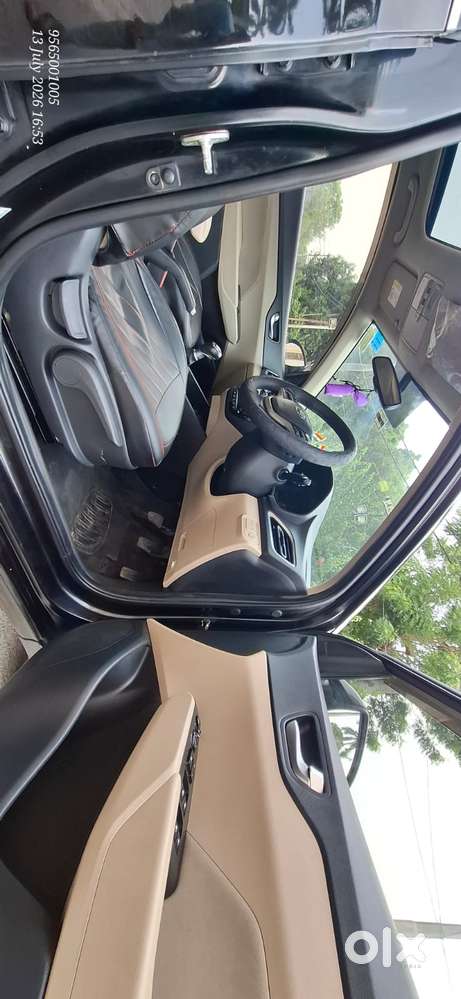 Hyundai Verna Sx 1.5 Petrol Ivt, 2022, Petrol