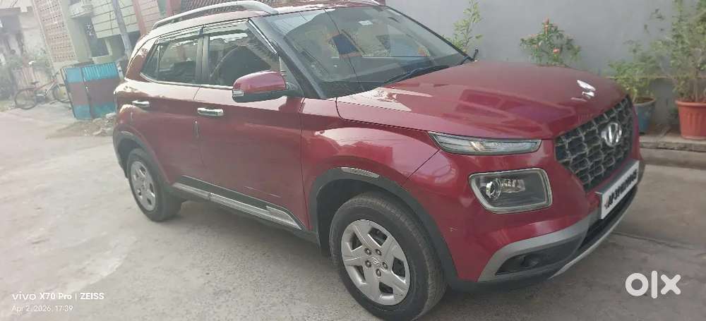 Hyundai Venue 2022 Petrol Good Condition