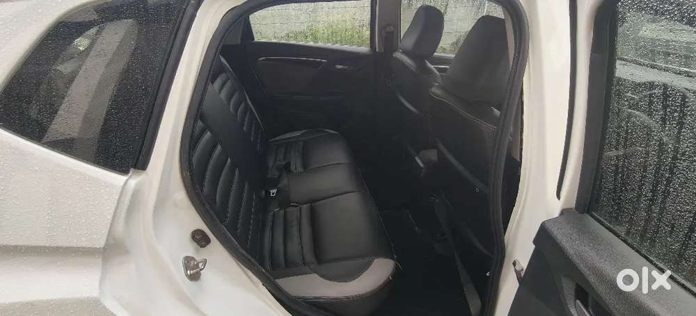 Cruice Control,,having Power Steering, Power Windows, Sunfroof