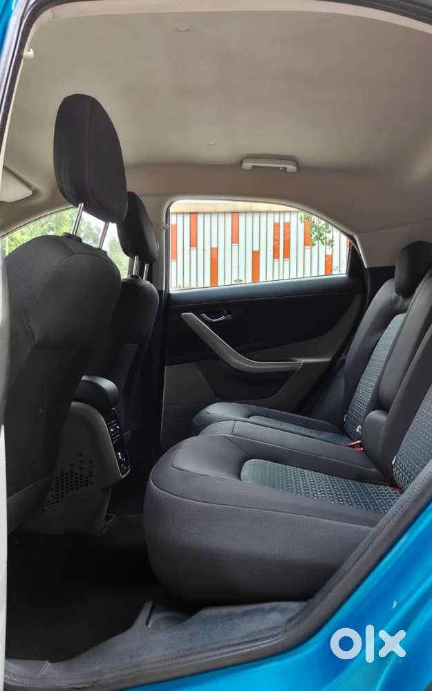 Tata Nexon Amt Xza Plus, 2018, Petrol