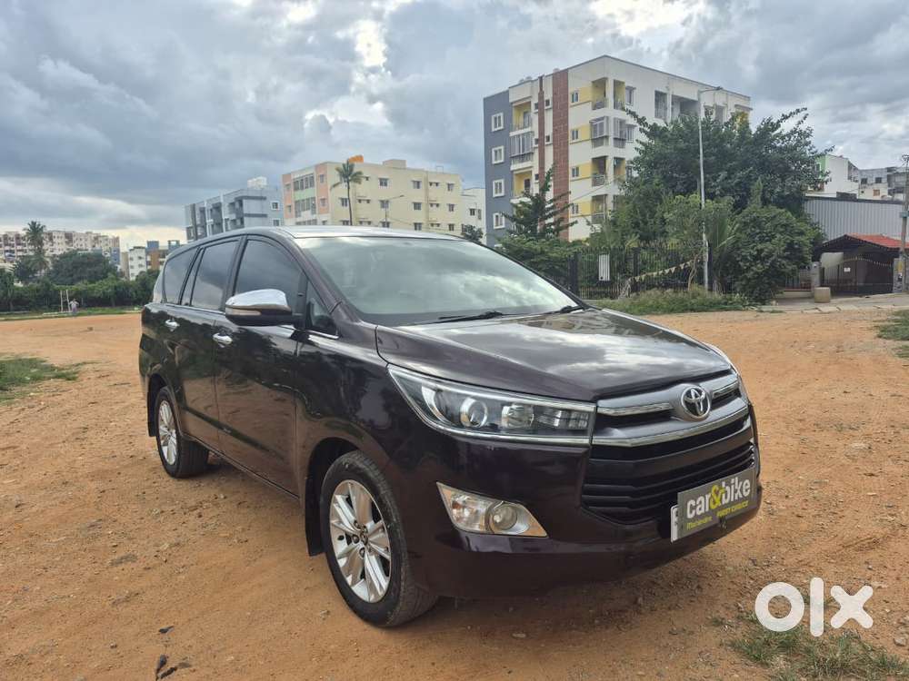 Toyota Innova Crysta 2.8z Automatic, 2016, Diesel