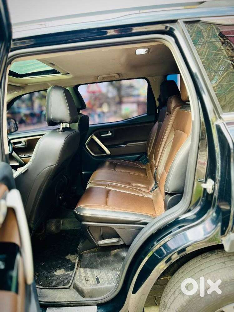 Mahindra Scorpio-n 2.2 Z8 L Diesel Mt 7 Str, 2022, Diesel