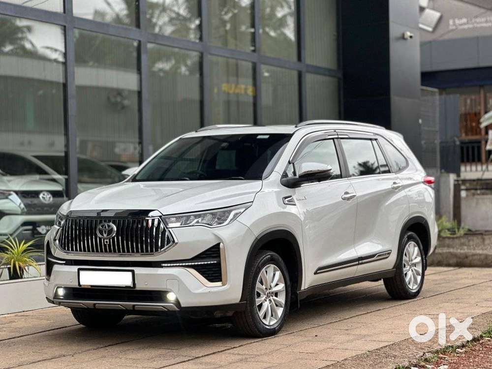 Toyota Innova Hycross 2.0 Vx Hybrid 7 Str, 2024, Petrol