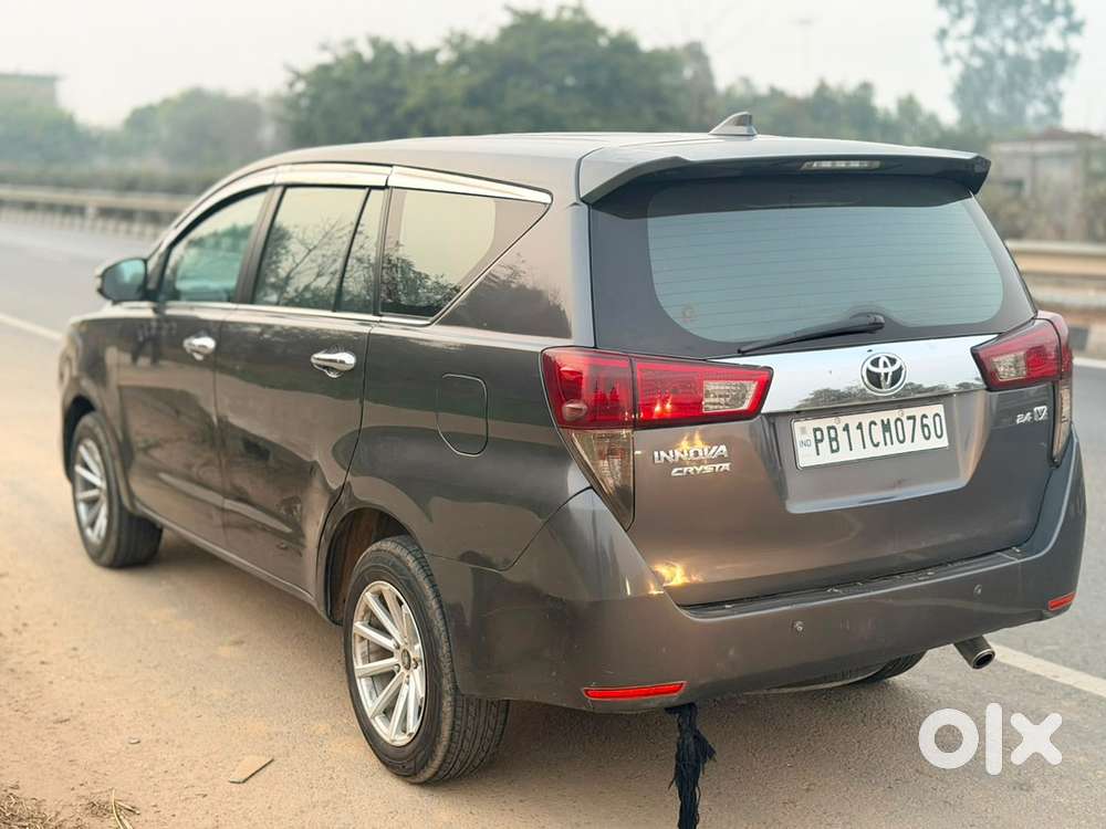 Toyota Innova Crysta 2018