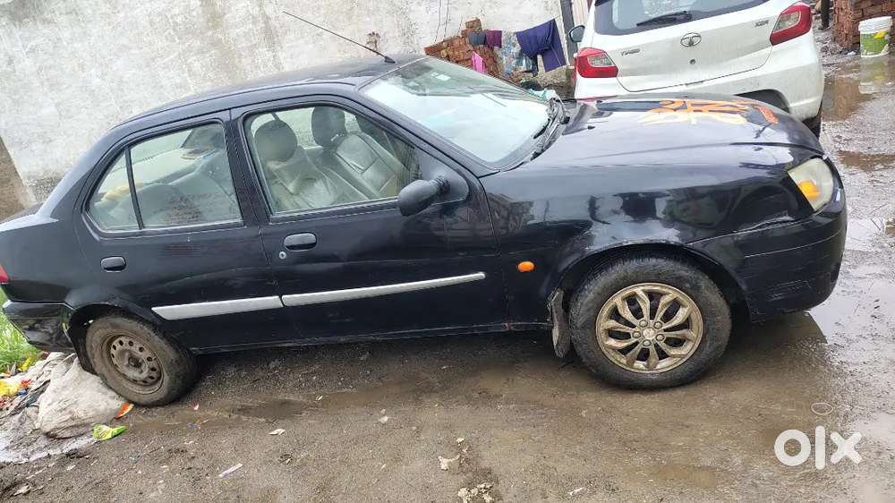 Ford Ikon 1.3 Clxi 2009
