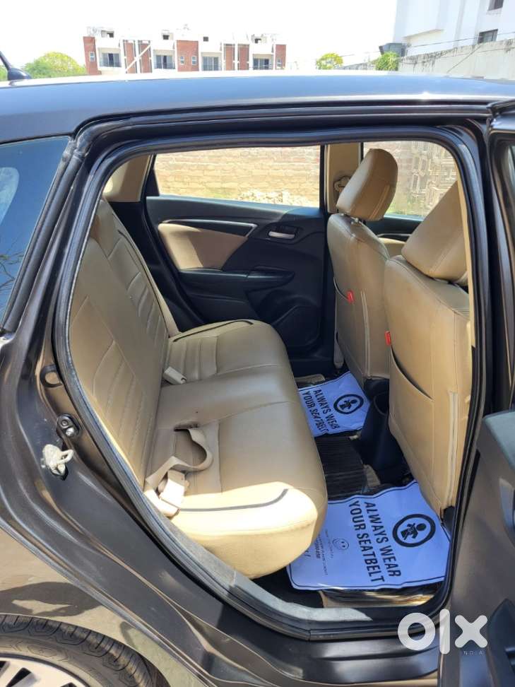 Honda Jazz V Mt Privilege, 2015, Petrol