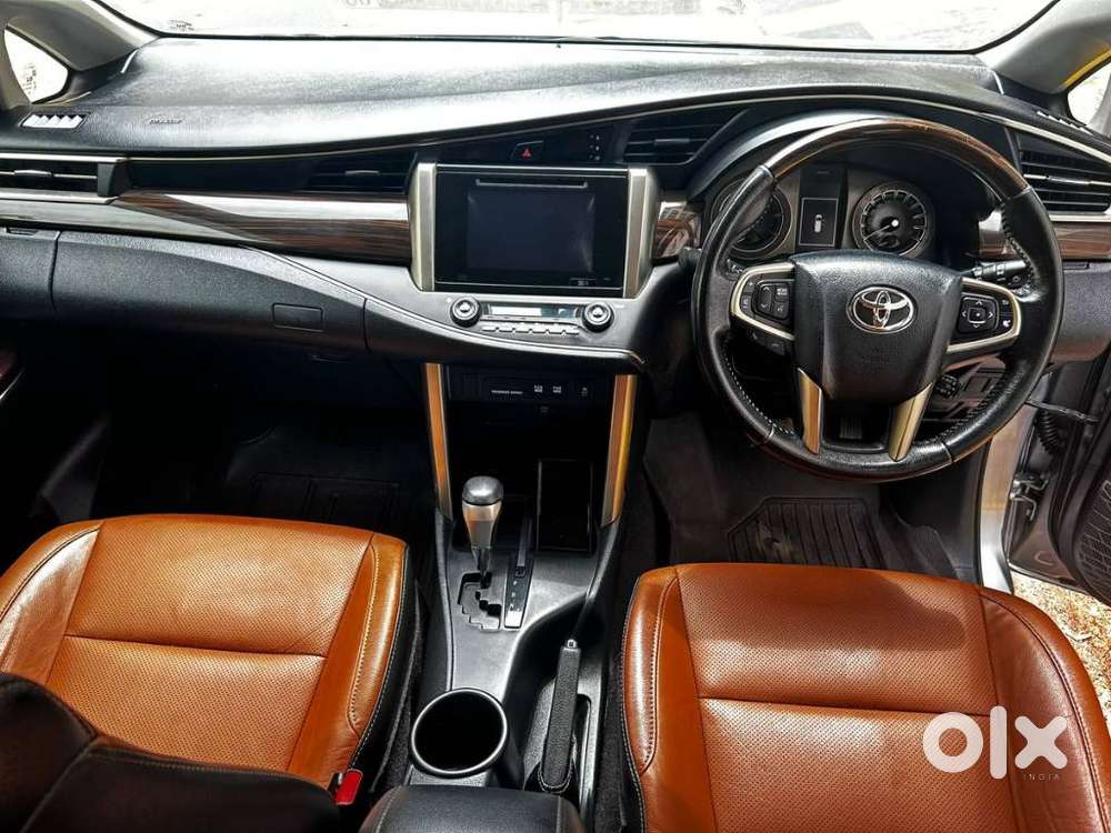 Toyota Innova Crysta 2.8z Automatic, 2019, Diesel