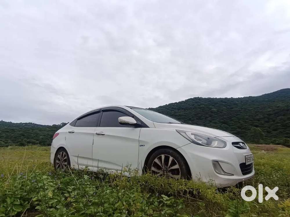 Hyndai Verna 2013 Model Diesel Engine Good Running Condition